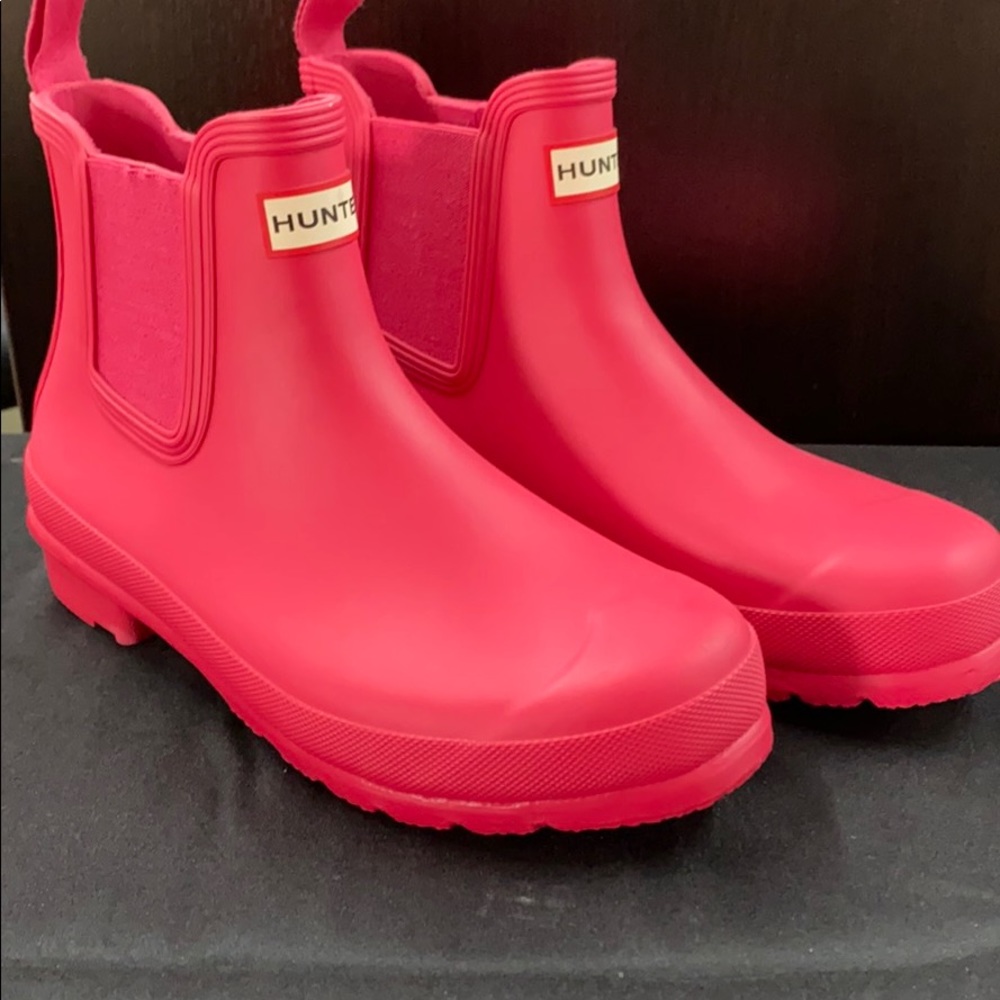 Hunter Women’s Chelsea Boots